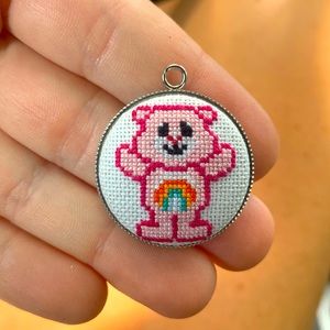 💚💗Care Bear Stitched Necklac💗💚